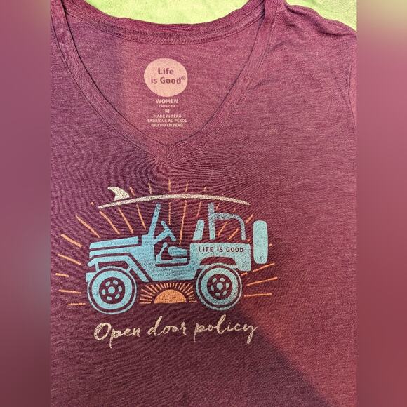 Life Is Good women's classic fit tee medium - Picture 4 of 5